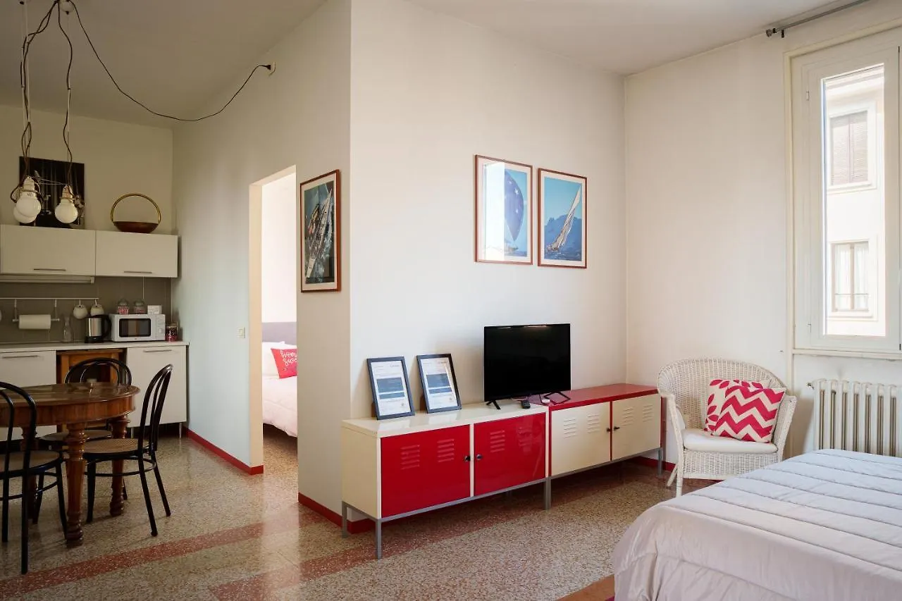 מילאנו Accomodo Mib13 Bivano Navigli